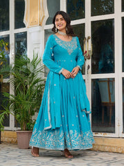 Elegant Women’s Gown Set